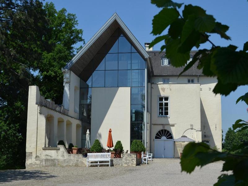 Burg Boetzelaer - Genel