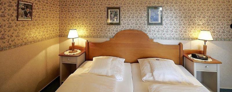 Kuchers Landhotel - Oda