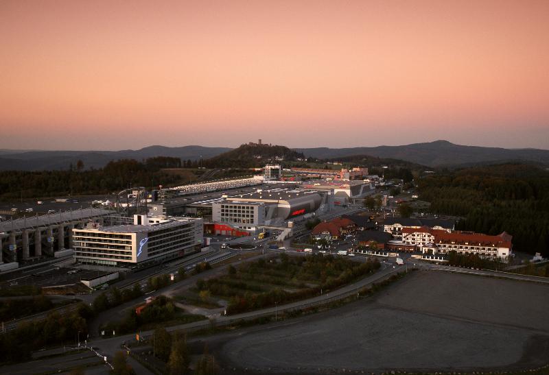 Lindner Nurburgring Motorsport - Genel