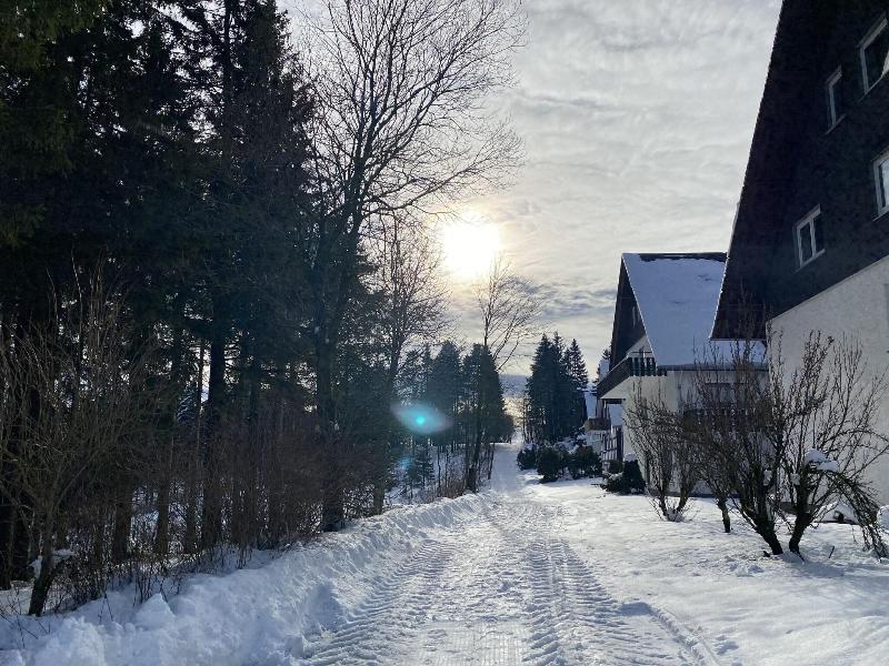 Asten Village - Genel