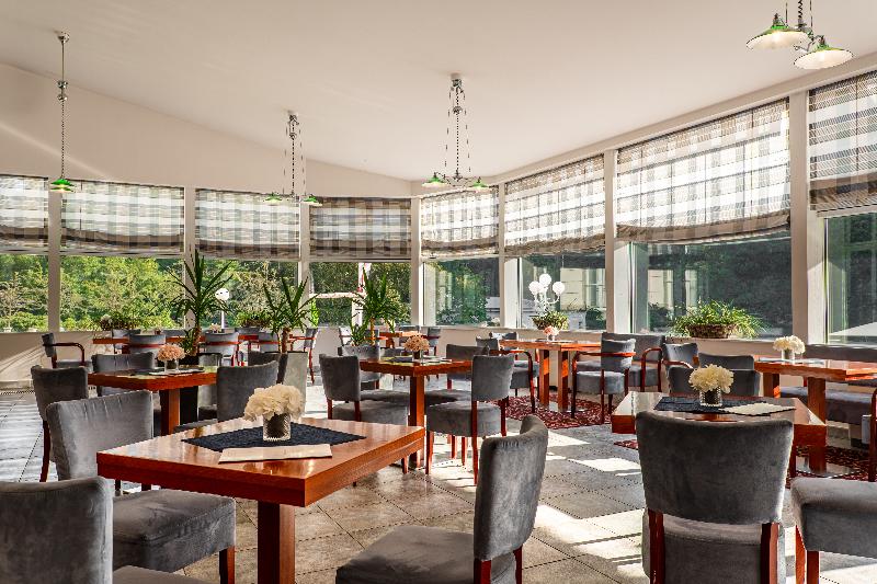 Radium Palace Spa & Wellness - Teras