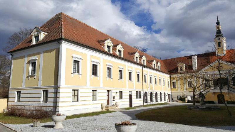 Schloss Haindorf - Genel