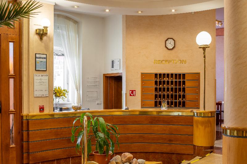 Wellness Hotel Jean de Carro - Lobi