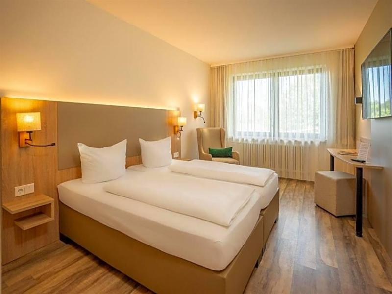 Waldhotel Eisenberg - Genel