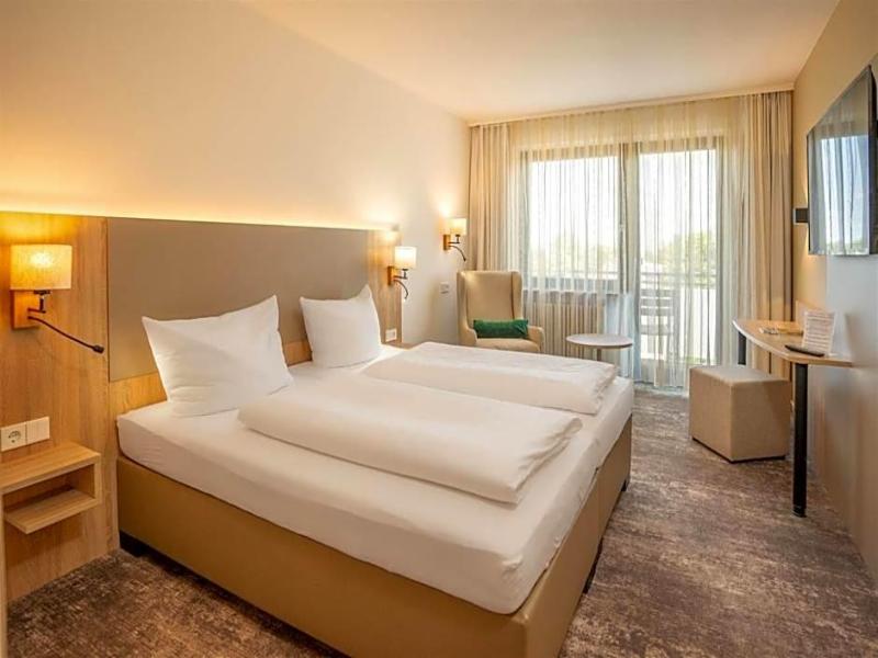 Waldhotel Eisenberg - Genel