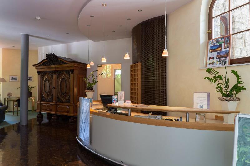 Parkhotel Unter den Linden - Lobi