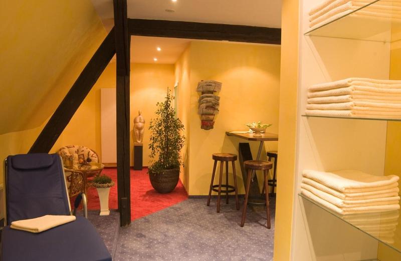 Parkhotel Unter den Linden - Genel