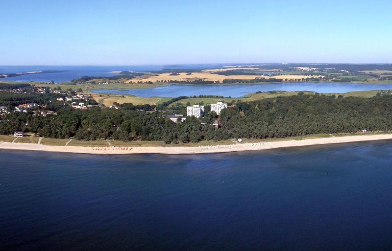Cliff-Hotel Rügen - Genel