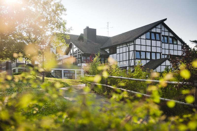 Sporthotel & Resort Grafenwald - Genel