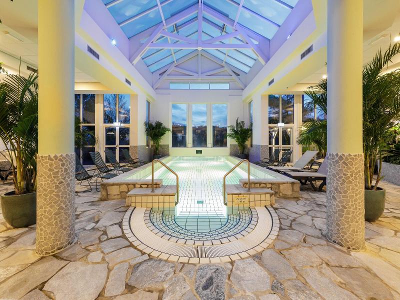 Center Parcs Park & Hotel Hochsauerland - Havuz