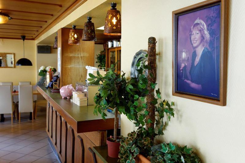 Hotel Haus Sonnschein - Lobi