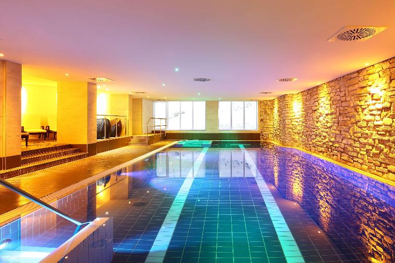 Dorint Hotel & Sportresort Winterberg/Sauerland - Havuz