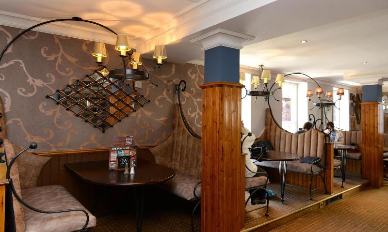 The Wynnstay Arms Hotel - Restoran
