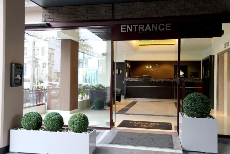 Hotel Lily - Genel