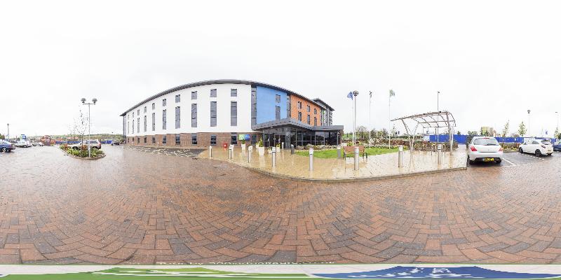 Holiday Inn Express Dunstable - Genel
