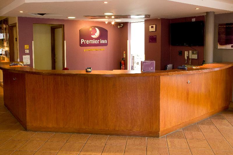 Premier Inn London Putney Bridge - Lobi