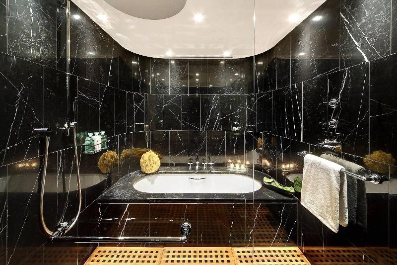 Bulgari London - Oda