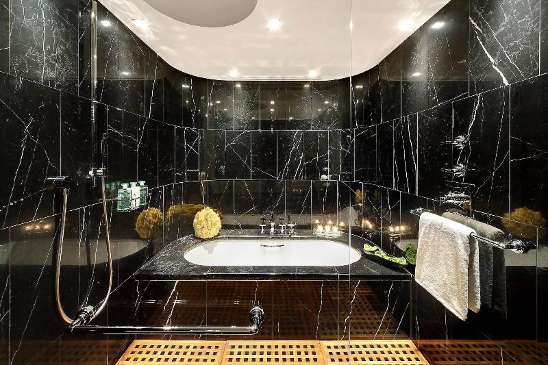 Bulgari London - Oda