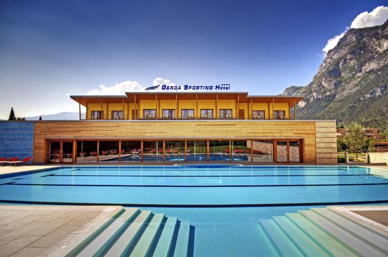 Garda Sporting - Genel
