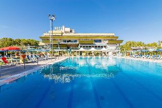 Country Club