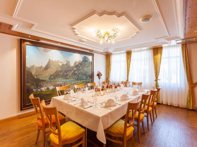 Weisses Rössli Swiss Quality Hotel - Restoran