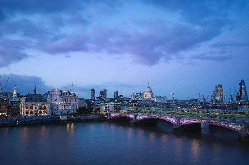 Sea Containers London - Genel