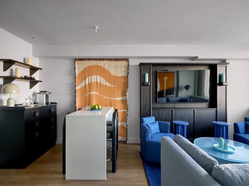 Sea Containers London - Oda