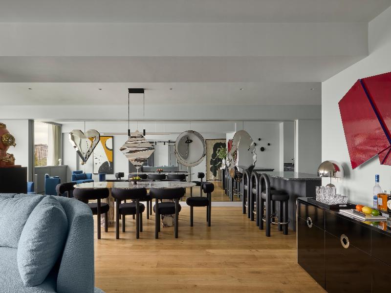 Sea Containers London - Oda