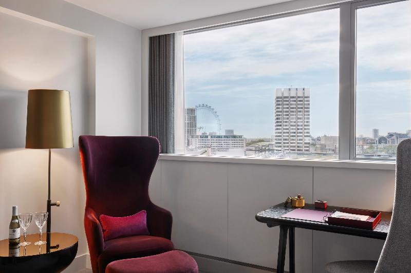 Sea Containers London - Oda