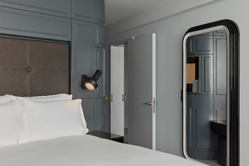 Sea Containers London - Oda