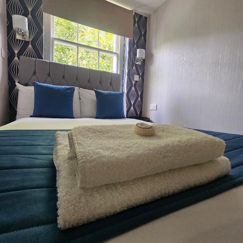 George Hotel - Oda