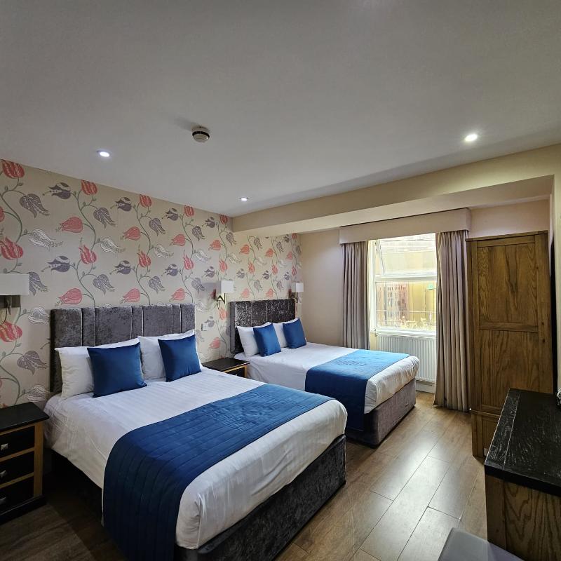 George Hotel - Oda