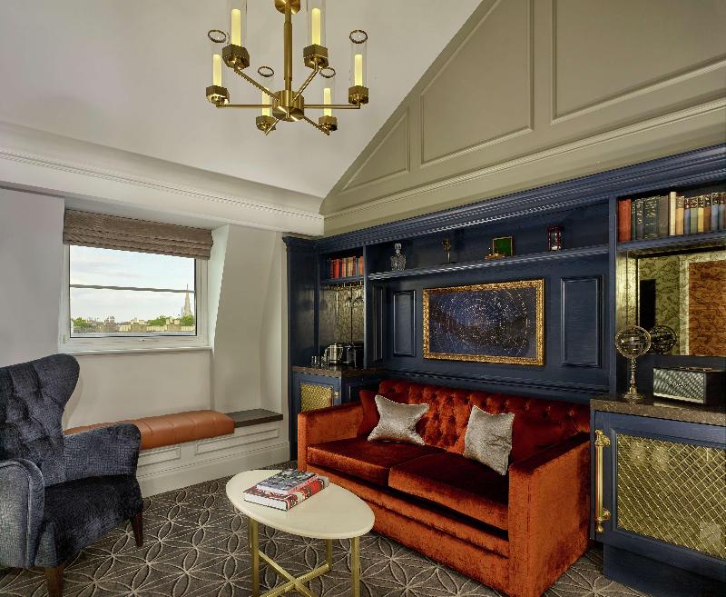 100 Queens Gate Hotel, Curio Collection by Hilton - Oda