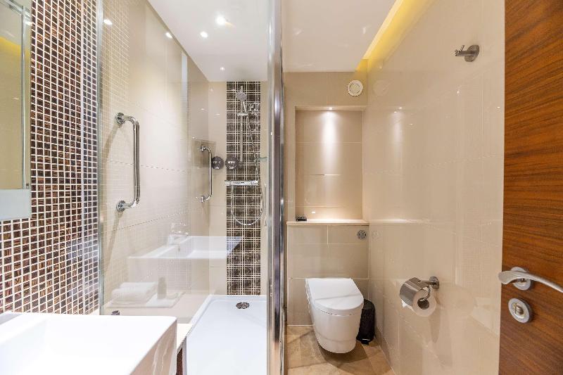 100 Queens Gate Hotel, Curio Collection by Hilton - Oda