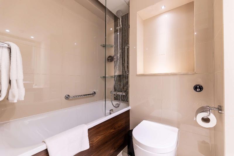 100 Queens Gate Hotel, Curio Collection by Hilton - Oda