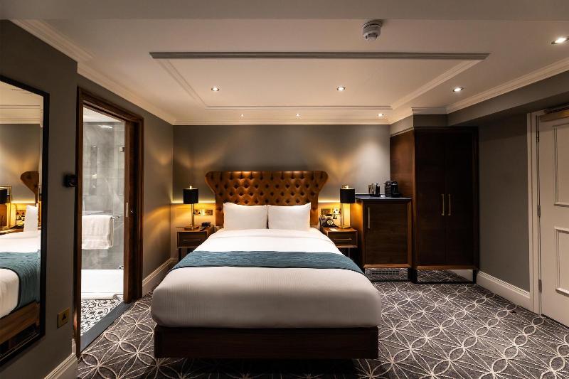 100 Queens Gate Hotel, Curio Collection by Hilton - Oda