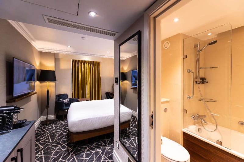 100 Queens Gate Hotel, Curio Collection by Hilton - Oda