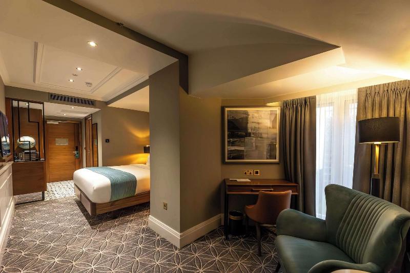 100 Queens Gate Hotel, Curio Collection by Hilton - Oda