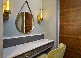 100 Queens Gate Hotel, Curio Collection by Hilton fotoÄŸrafÄ±