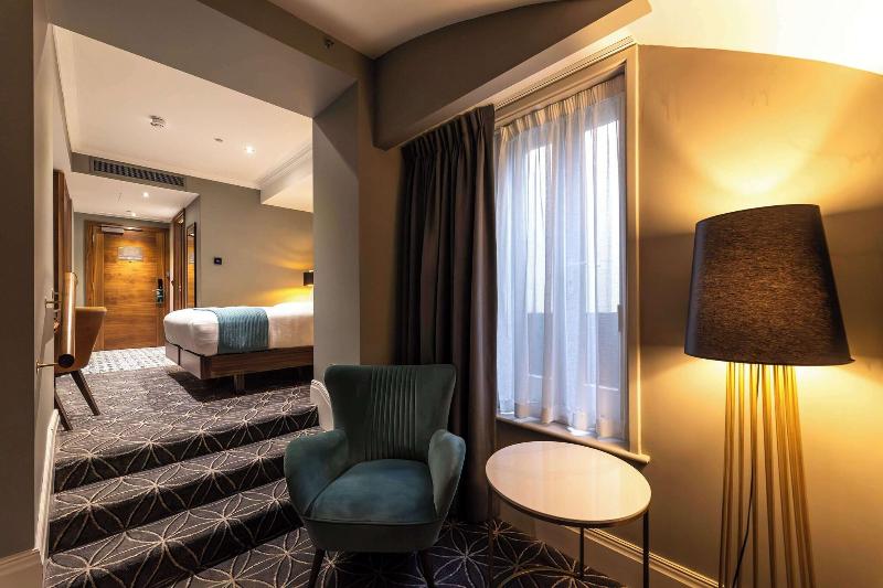 100 Queens Gate Hotel, Curio Collection by Hilton - Oda