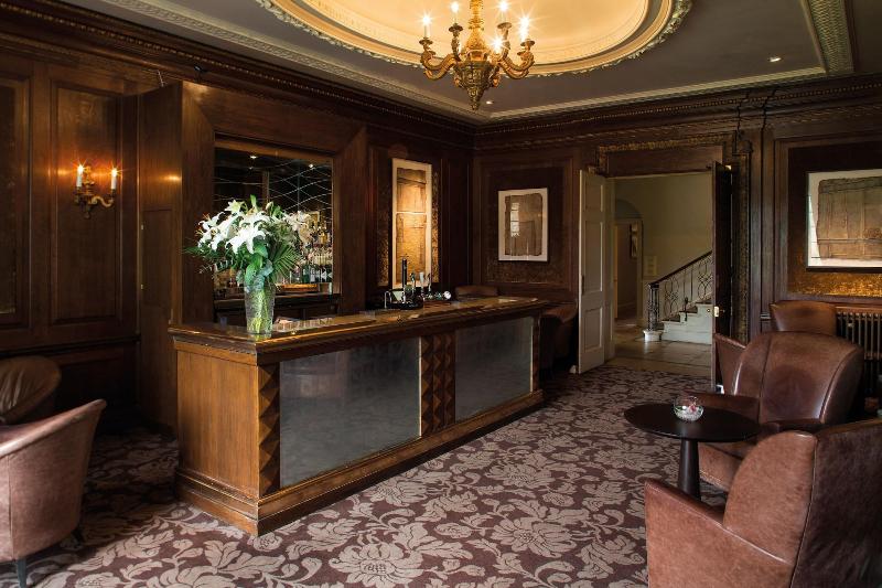 Wood Hall Hotel & Spa - Lobi