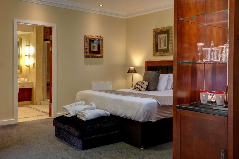 Wild Pheasant Hotel & Spa - Oda