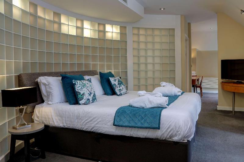Wild Pheasant Hotel & Spa - Oda