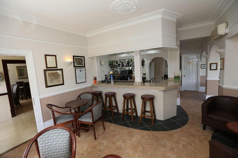 The Corner House Hotel - Bar