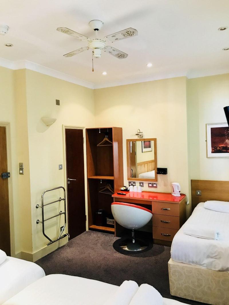 The Rokxy Townhouse - Oda