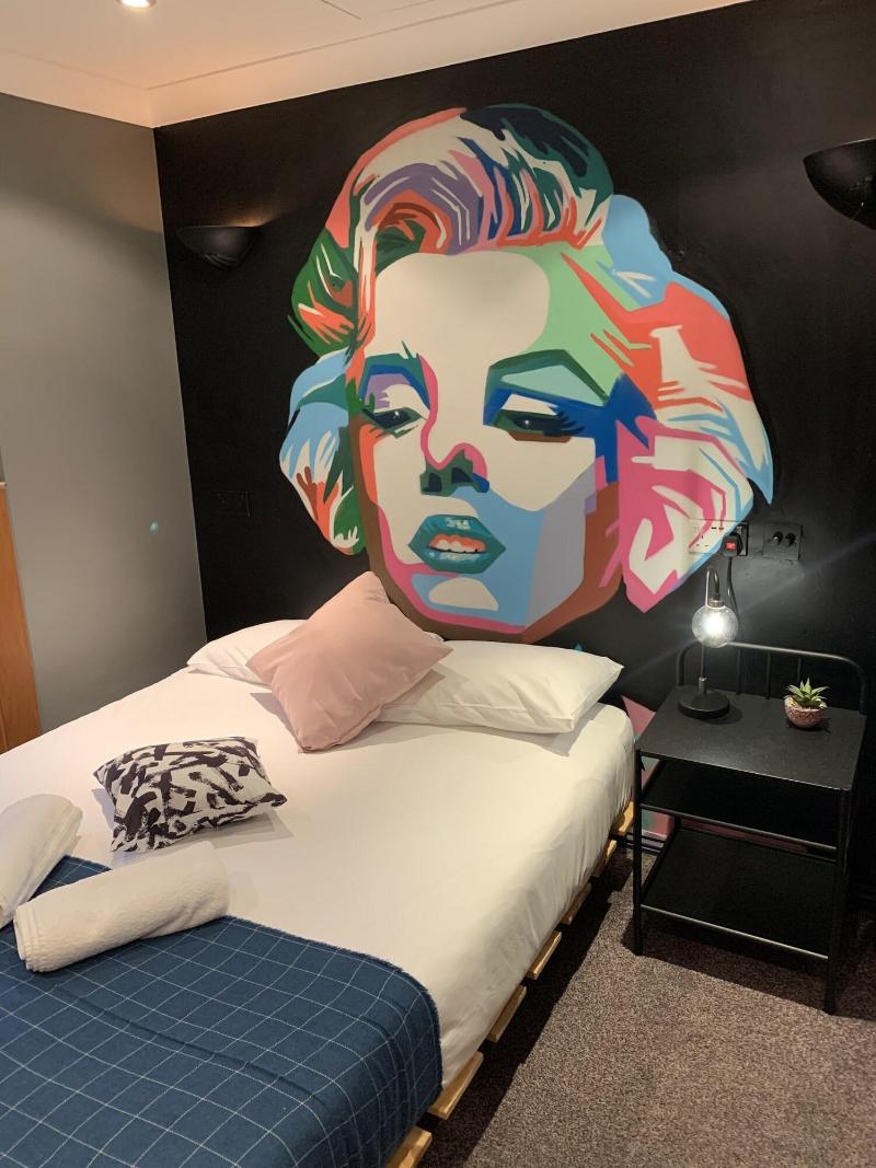 The Rokxy Townhouse - Oda