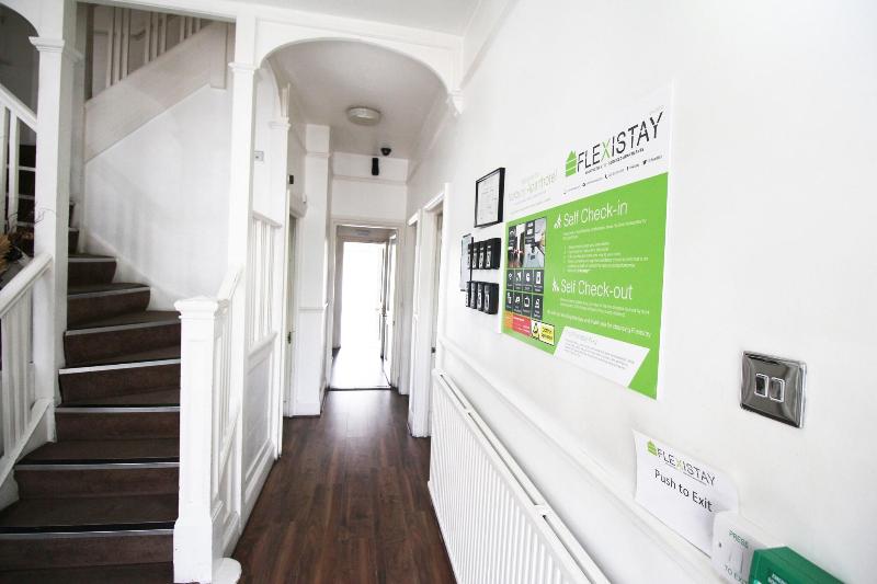 Norbury ApartHotel - Lobi