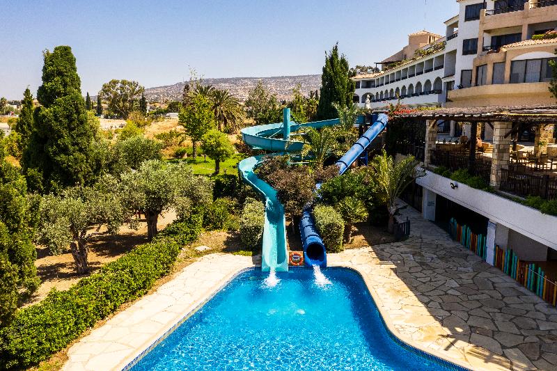 Coral Beach Hotel and Resort - Genel