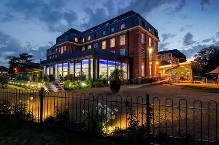 The Lensbury Resort fotoÄŸrafÄ±