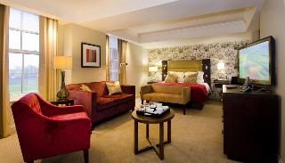 The Lensbury Resort fotoÄŸrafÄ±